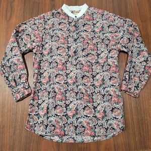 Wah Maker Frontier Wear Pullover Shirt Banded Collar Black Pink Floral Paisley